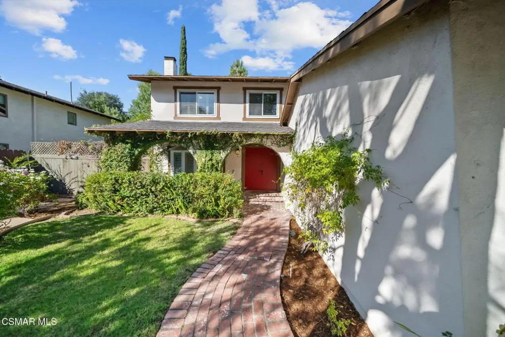 30729 Lakefront Drive Agoura Hills, CA 91301