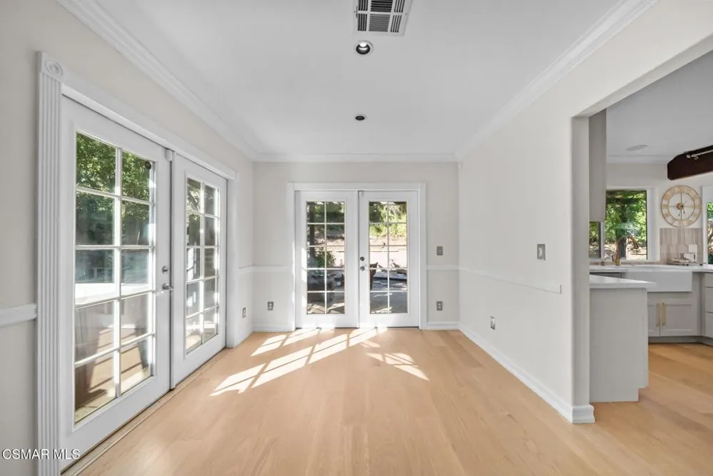 30729 Lakefront Drive Agoura Hills, CA 91301