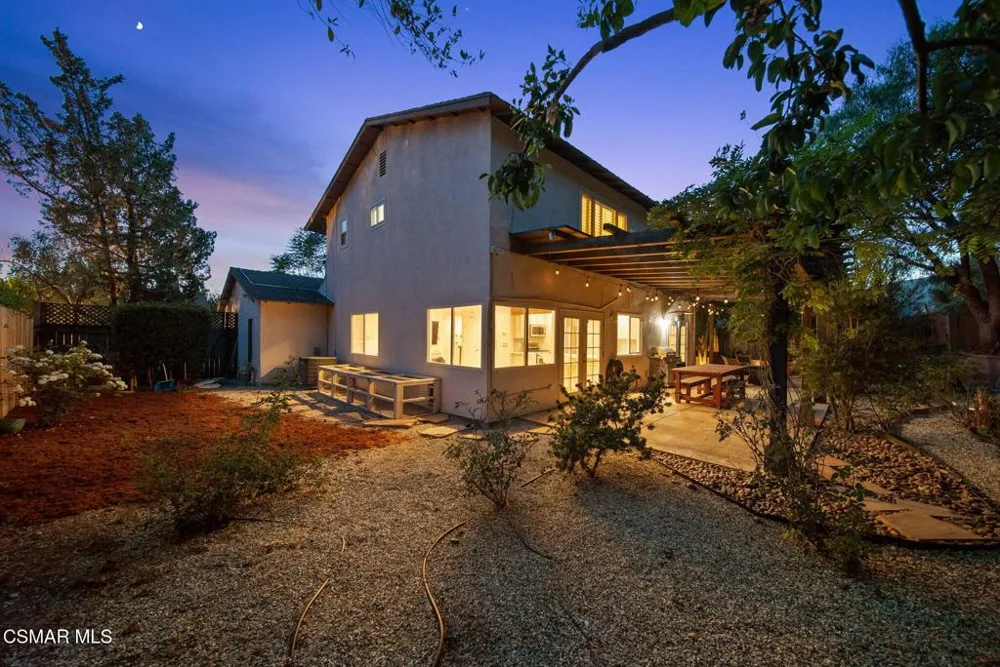 30729 Lakefront Drive Agoura Hills, CA 91301