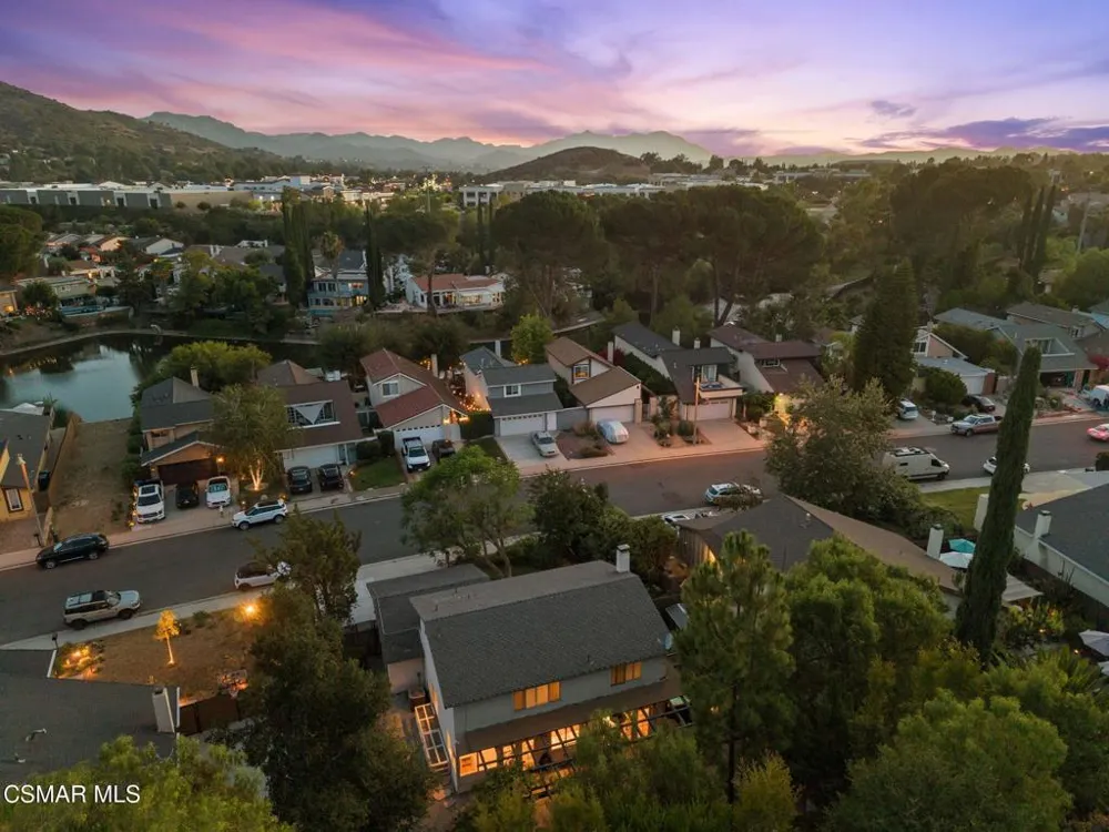30729 Lakefront Drive Agoura Hills, CA 91301