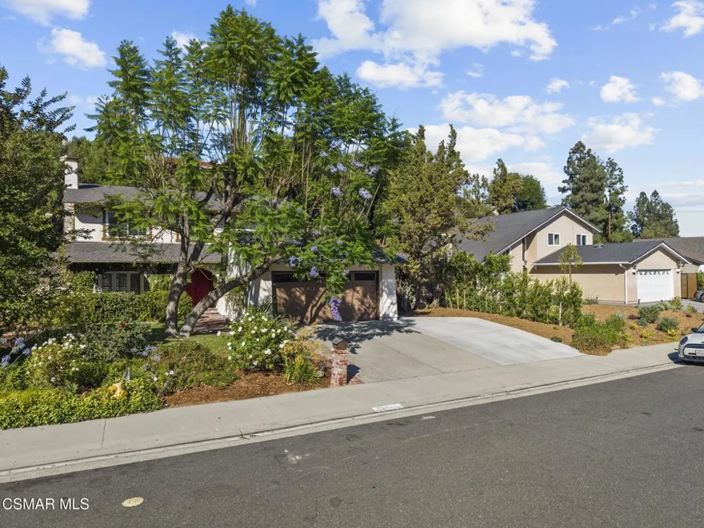 30729 Lakefront Drive Agoura Hills, CA 91301