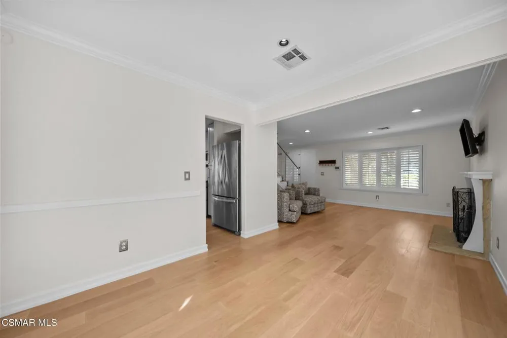 30729 Lakefront Drive Agoura Hills, CA 91301