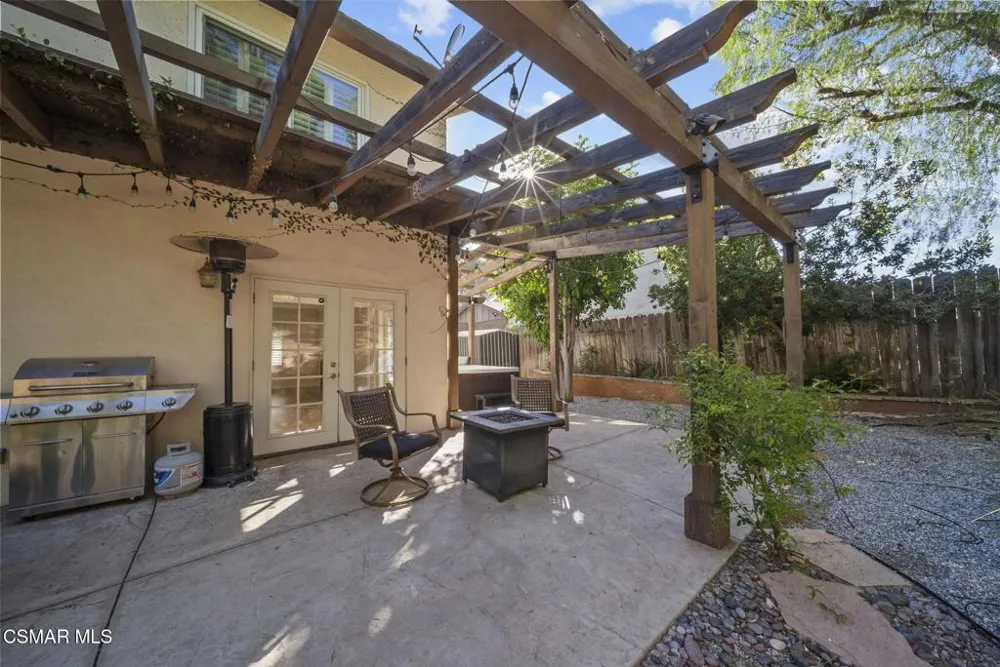 30729 Lakefront Drive Agoura Hills, CA 91301