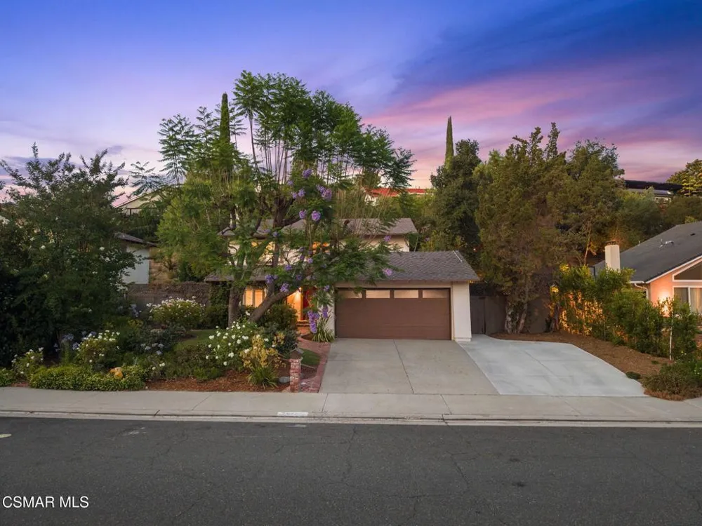 30729 Lakefront Drive Agoura Hills, CA 91301
