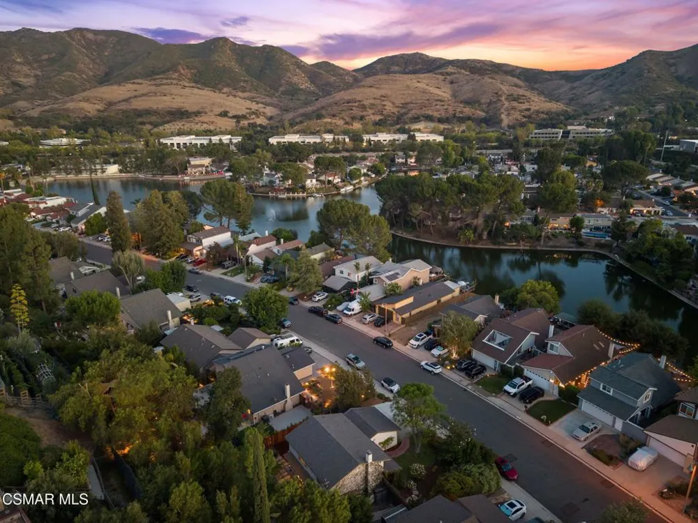 30729 Lakefront Drive Agoura Hills, CA 91301