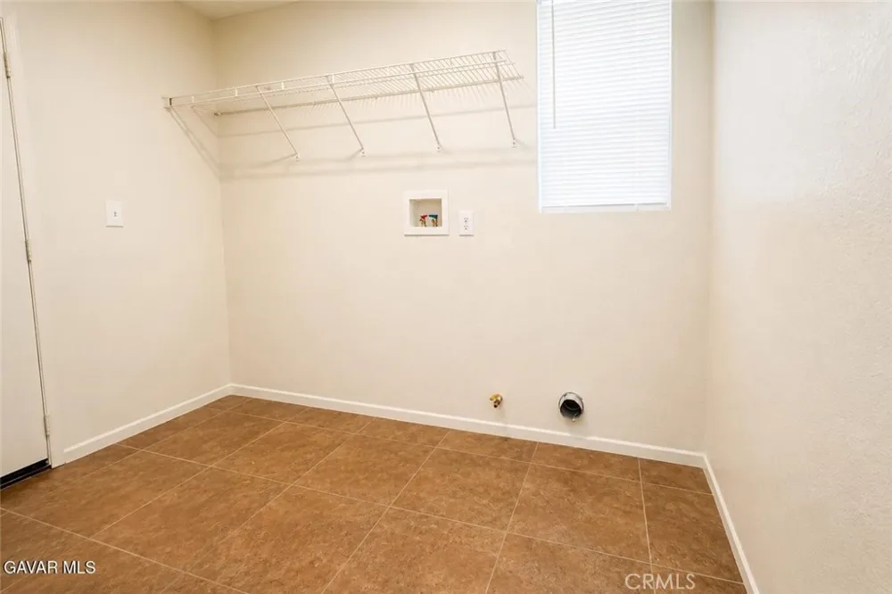 45108 Palm Lane Lancaster, CA 93535