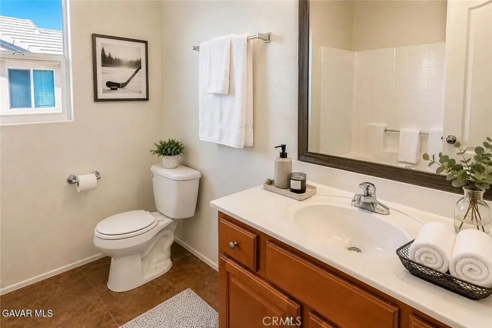 45108 Palm Lane Lancaster, CA 93535