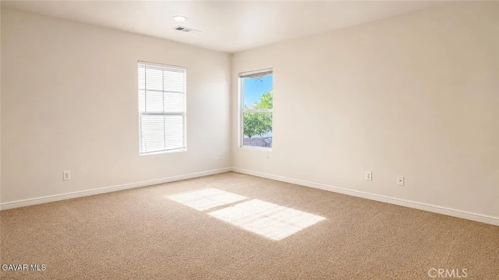 45108 Palm Lane Lancaster, CA 93535