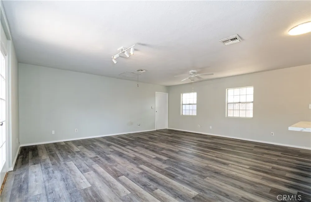 461 Palm Blythe, CA 92225