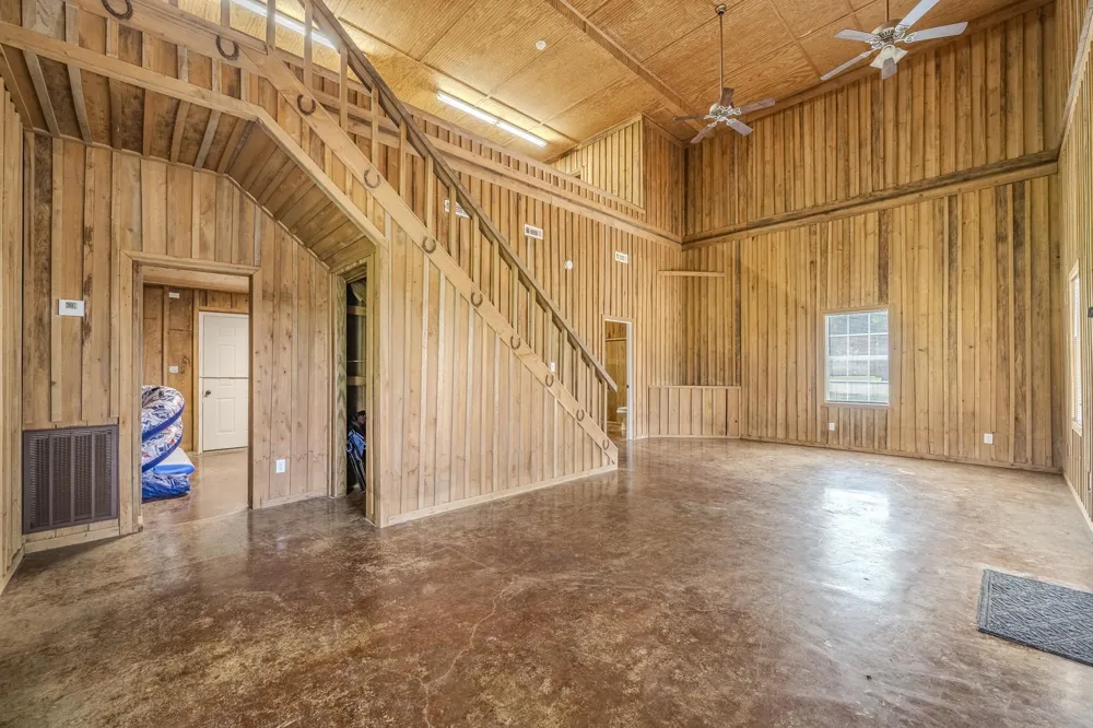 965 ARNOLD LN Savannah, TN 38372
