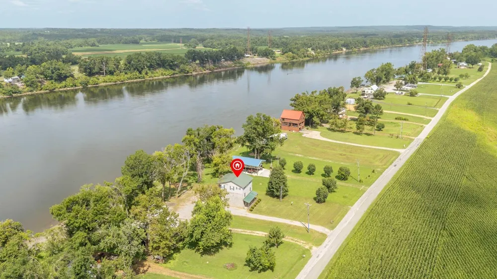 965 ARNOLD LN Savannah, TN 38372