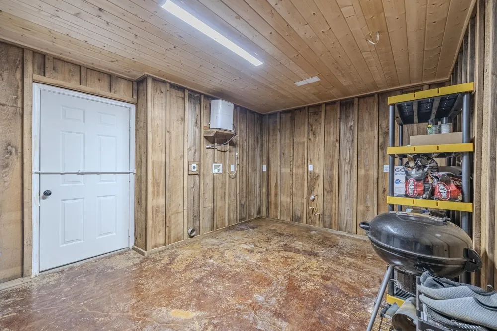 965 ARNOLD LN Savannah, TN 38372