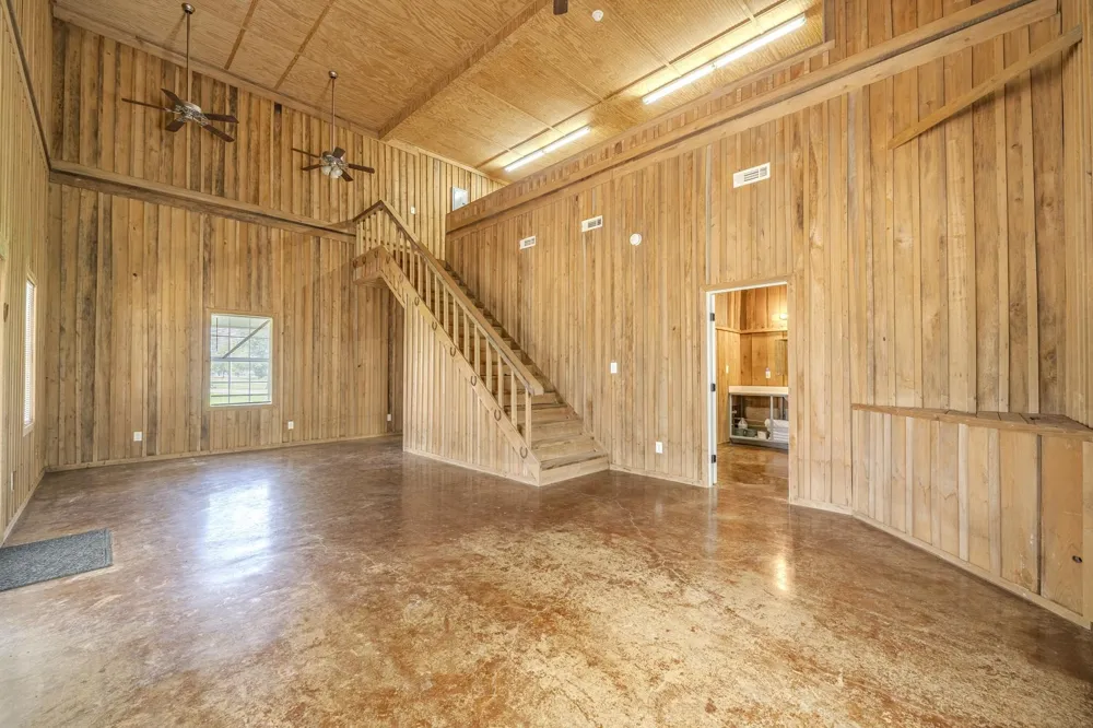 965 ARNOLD LN Savannah, TN 38372
