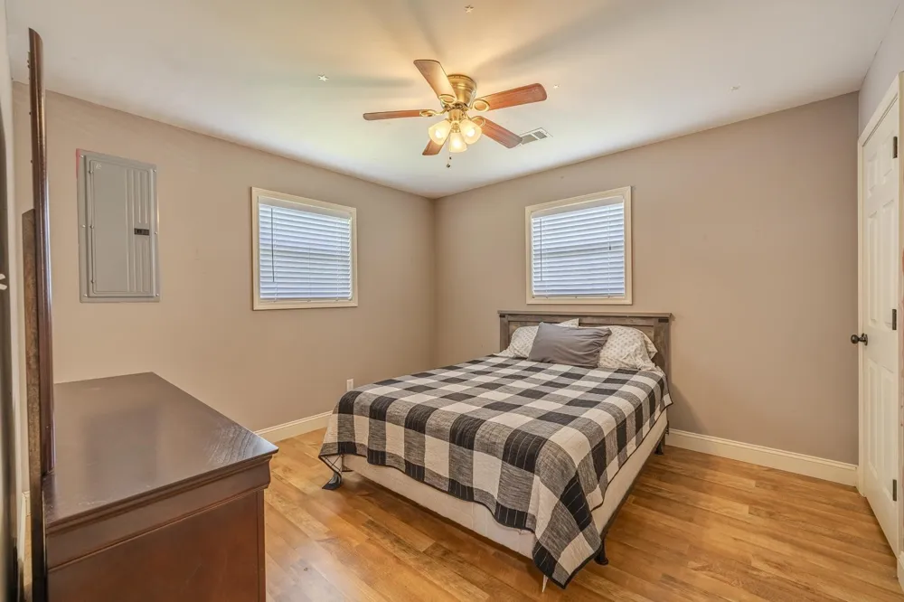 965 ARNOLD LN Savannah, TN 38372