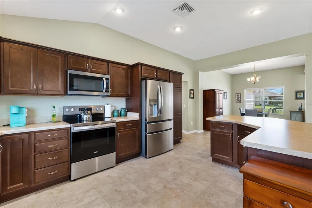 3602 PEPPERIDGE CIRCLE The Villages, FL 32163