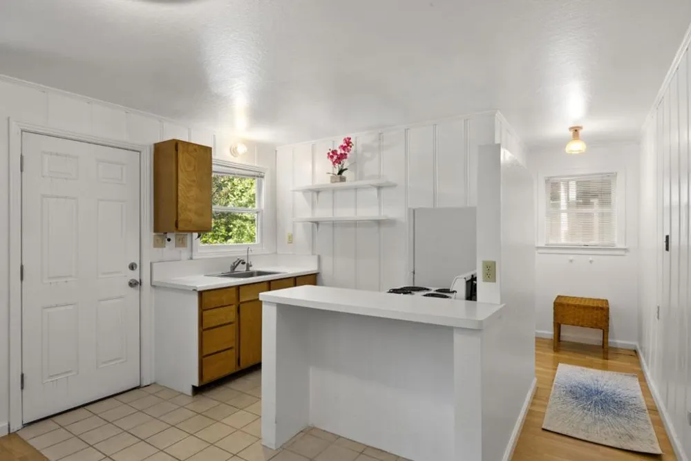525 Riverview Drive Capitola, CA 95010
