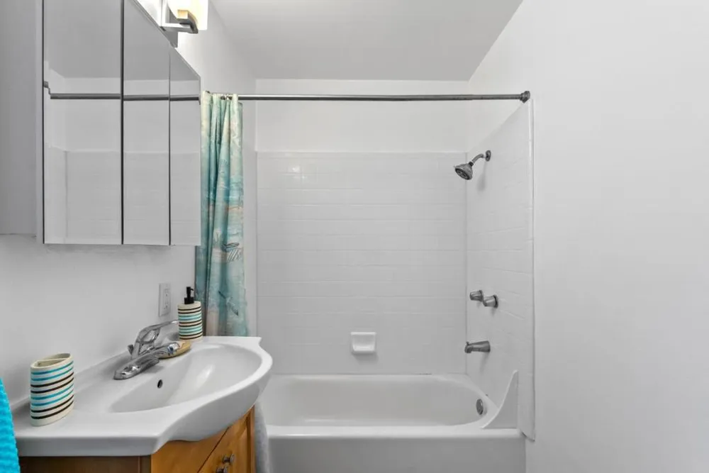 525 Riverview Drive Capitola, CA 95010