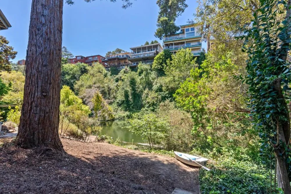 525 Riverview Drive Capitola, CA 95010
