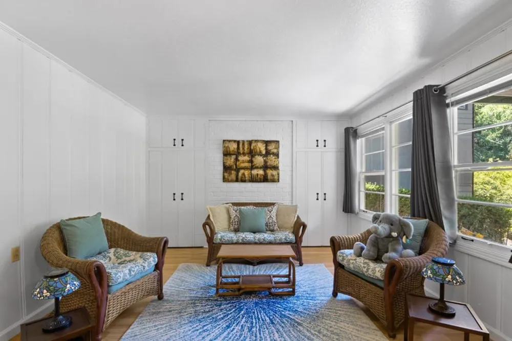 525 Riverview Drive Capitola, CA 95010