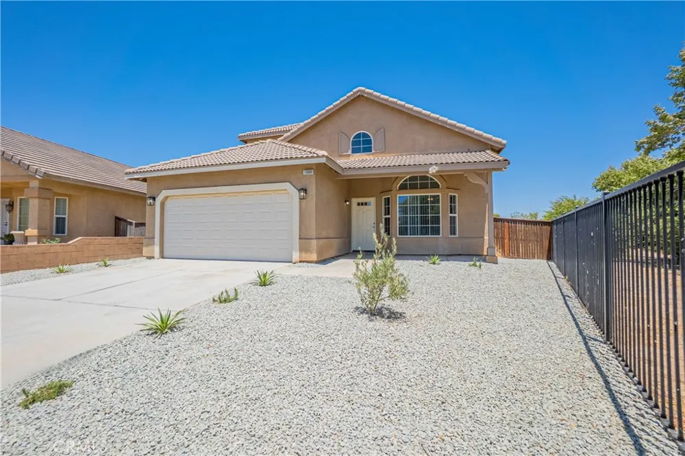13680 Summit View Street Hesperia, CA 92344