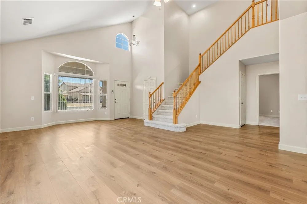 13680 Summit View Street Hesperia, CA 92344