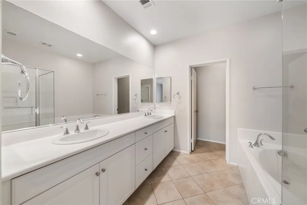 32 Aliso Ridge Mission Viejo, CA 92691