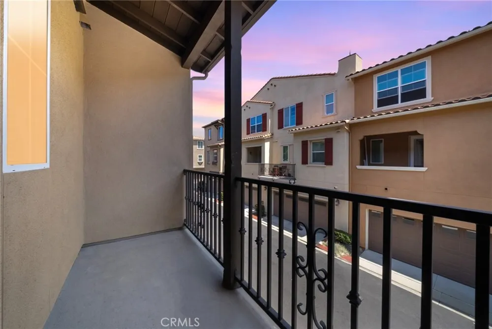 32 Aliso Ridge Mission Viejo, CA 92691