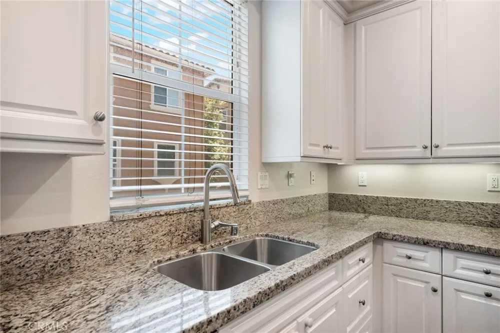 32 Aliso Ridge Mission Viejo, CA 92691