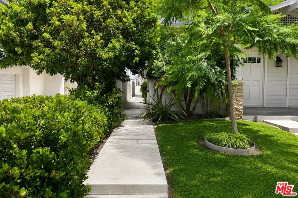 1918 Cabrillo Avenue #C Torrance, CA 90501