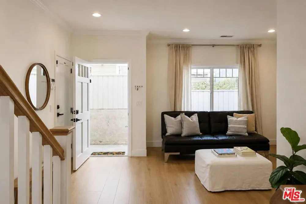 1918 Cabrillo Avenue #C Torrance, CA 90501