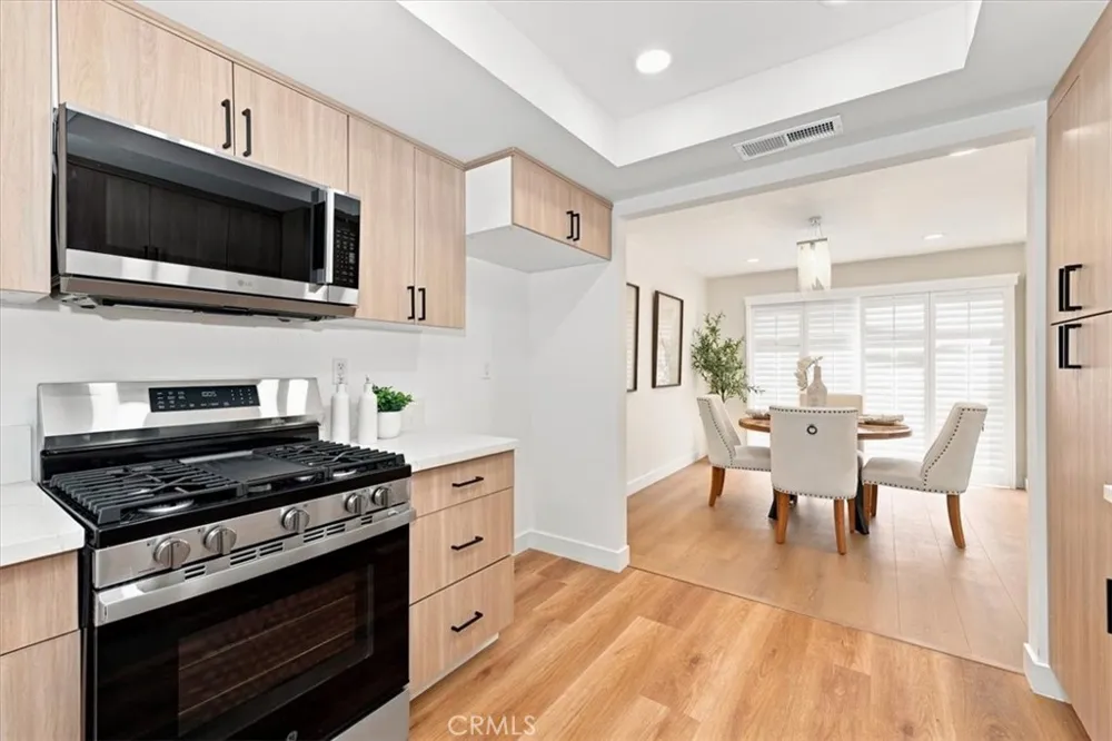 8601 Sunland #5 Sun Valley, CA 91352