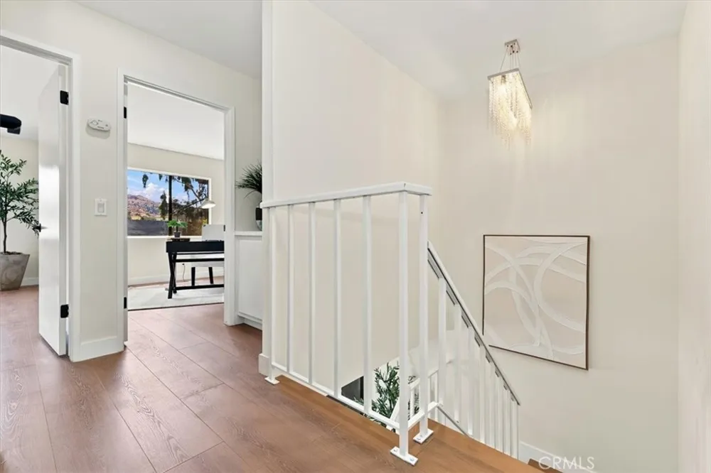 8601 Sunland #5 Sun Valley, CA 91352