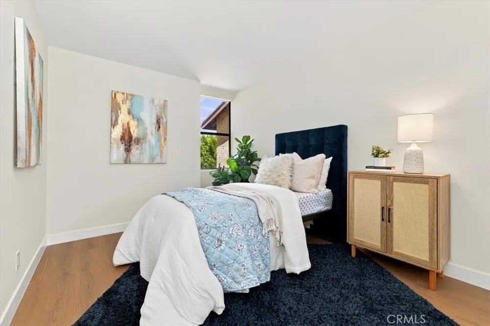 8601 Sunland #5 Sun Valley, CA 91352