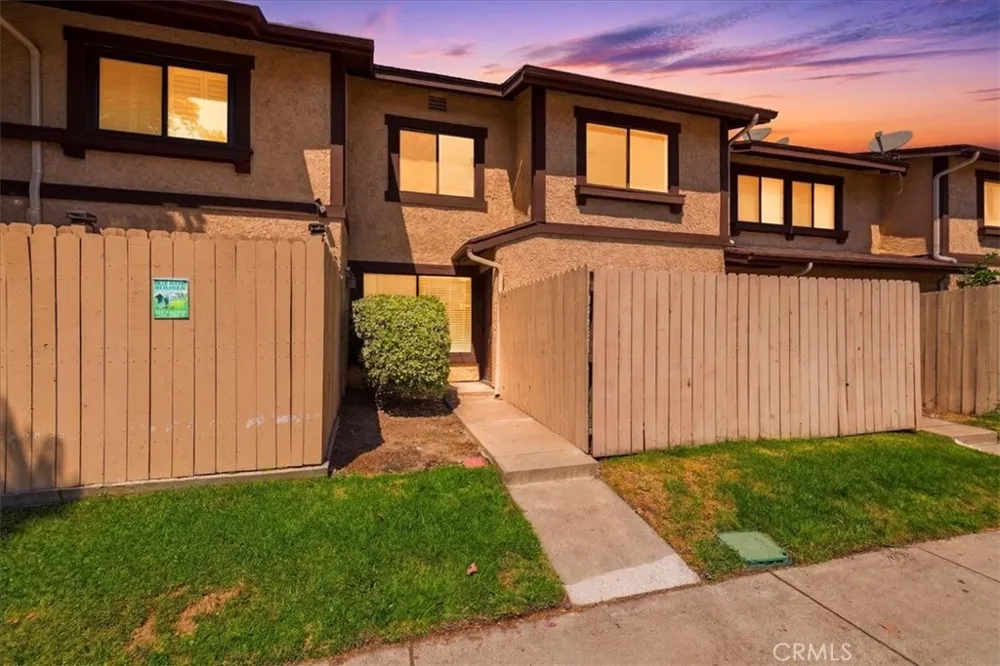 8601 Sunland #5 Sun Valley, CA 91352