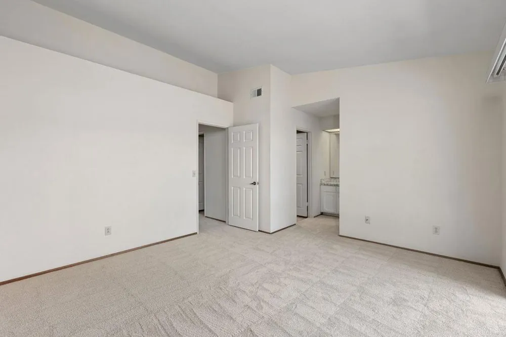 6890 Peach Tree Road Carlsbad, CA 92011