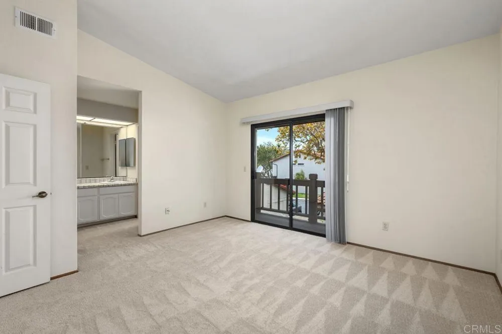 6890 Peach Tree Road Carlsbad, CA 92011