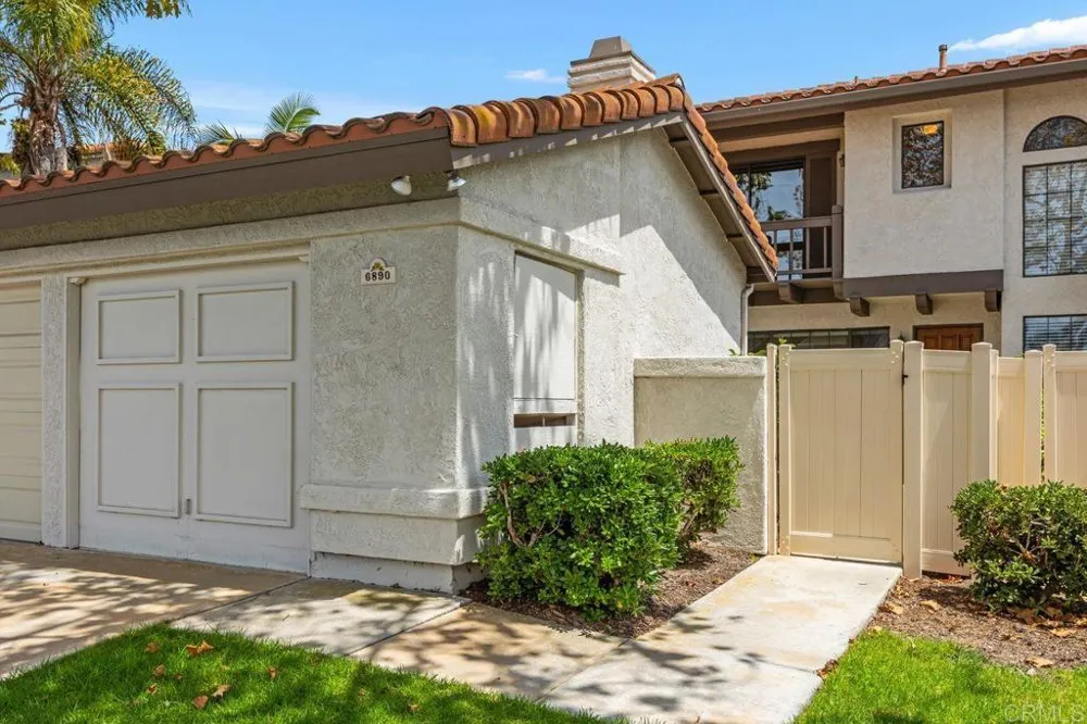 6890 Peach Tree Road Carlsbad, CA 92011