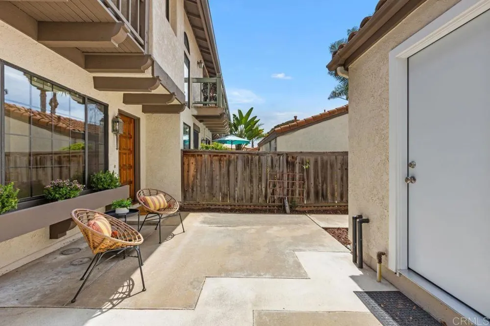 6890 Peach Tree Road Carlsbad, CA 92011