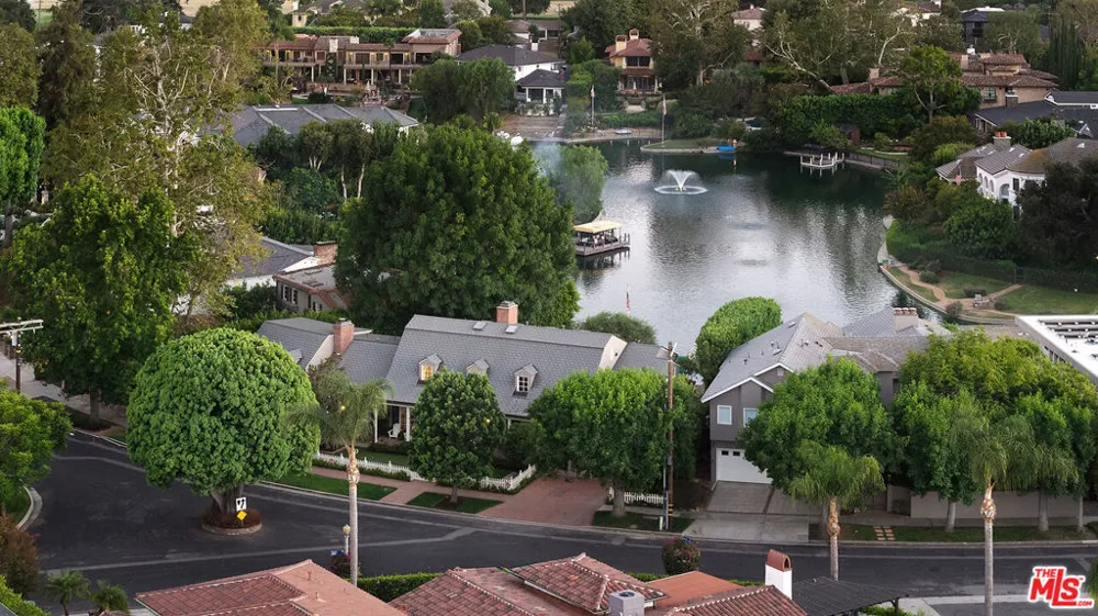 10030 Toluca Lake Avenue Toluca Lake, CA 91602