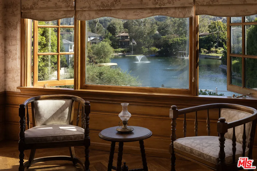 10030 Toluca Lake Avenue Toluca Lake, CA 91602