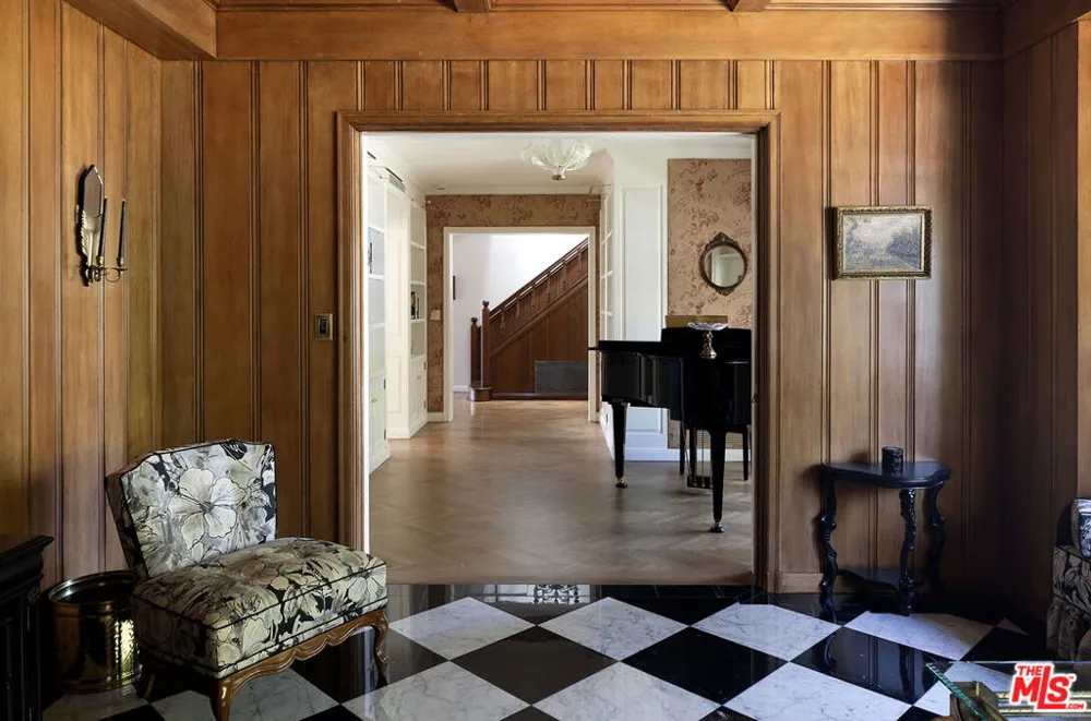 10030 Toluca Lake Avenue Toluca Lake, CA 91602