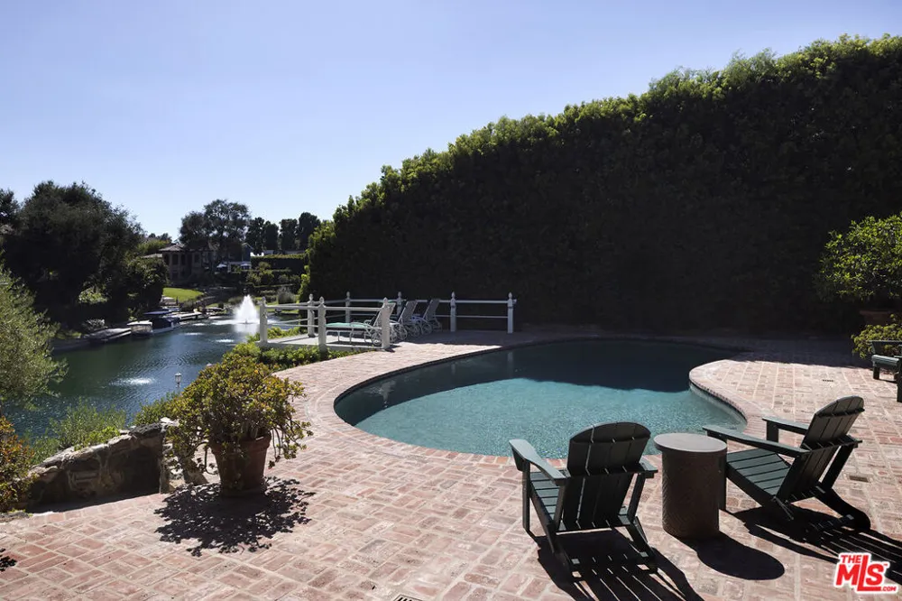 10030 Toluca Lake Avenue Toluca Lake, CA 91602