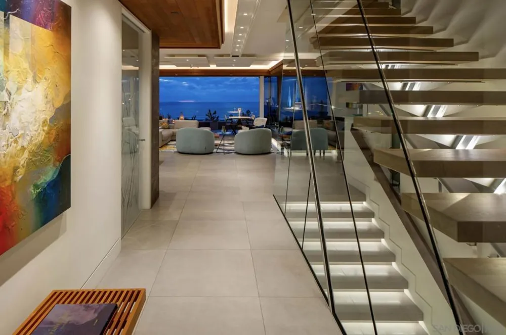 1956 Seaview Ave Del Mar, CA 92014