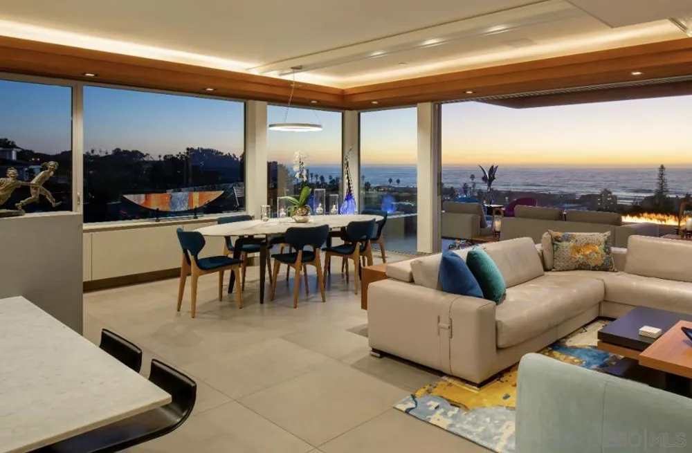 1956 Seaview Ave Del Mar, CA 92014
