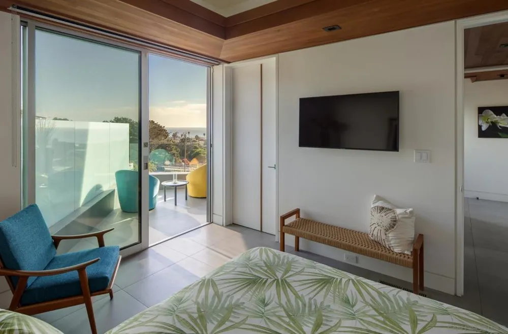 1956 Seaview Ave Del Mar, CA 92014