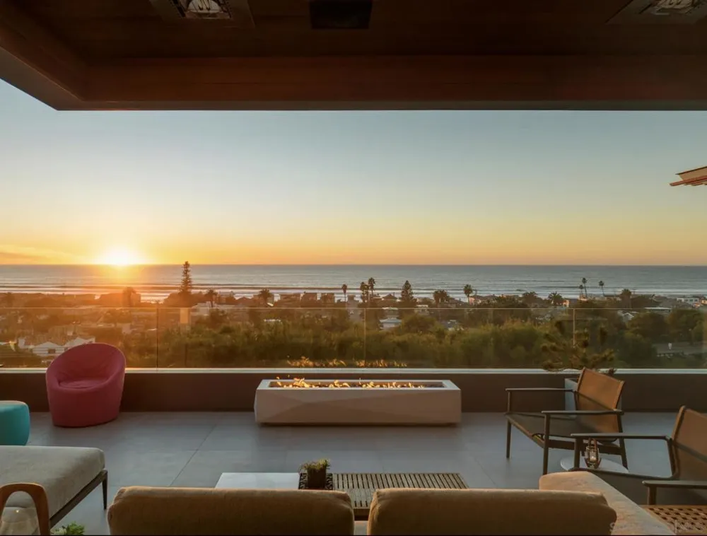 1956 Seaview Ave Del Mar, CA 92014