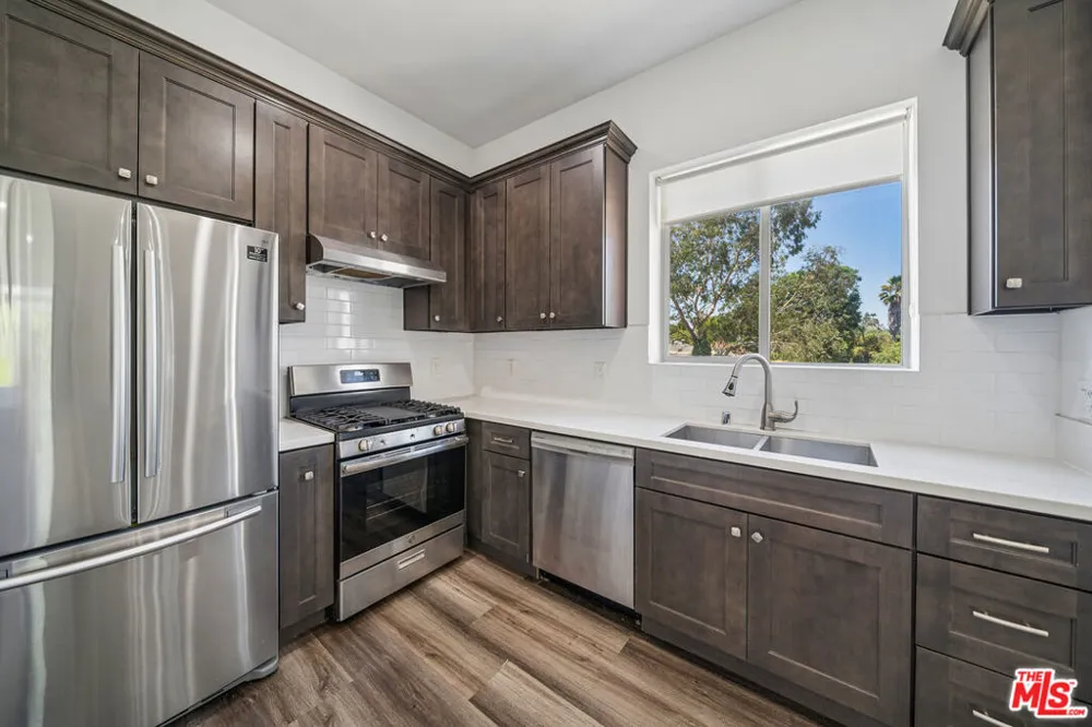 6002 Klump Avenue #6 North Hollywood, CA 91606