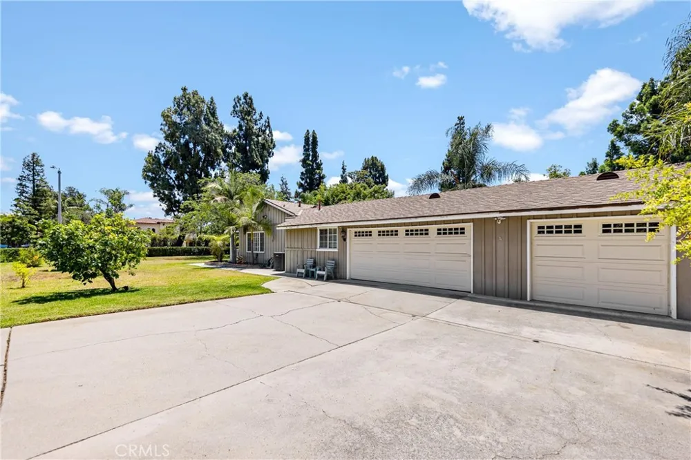1691 S Santa Anita Arcadia, CA 91006