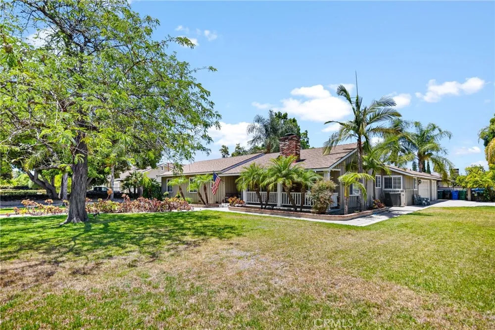 1691 S Santa Anita Arcadia, CA 91006
