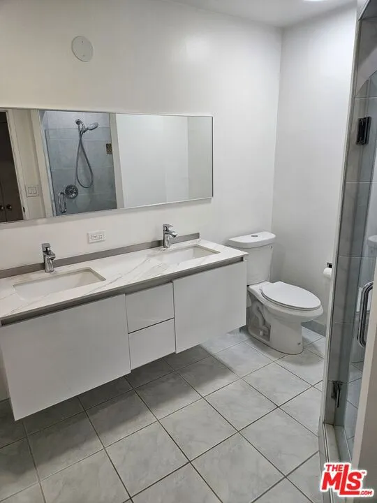 4531 VAN NUYS Sherman Oaks, CA 91403